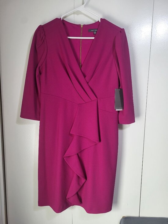 julia jordan Dresses & Skirts - Julia Jordan SZ 6 Fuchsia V-Neck Sheath Dress 3/4 Sleeves Pleated Cascade Ruffle